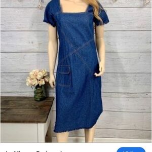 Le Mieux denim blue jean shift dress size 8 women’s short sleeves one pocket